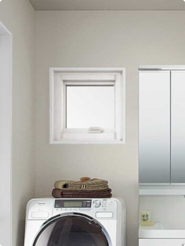 窓交換宣材写真（横すべり出し窓）